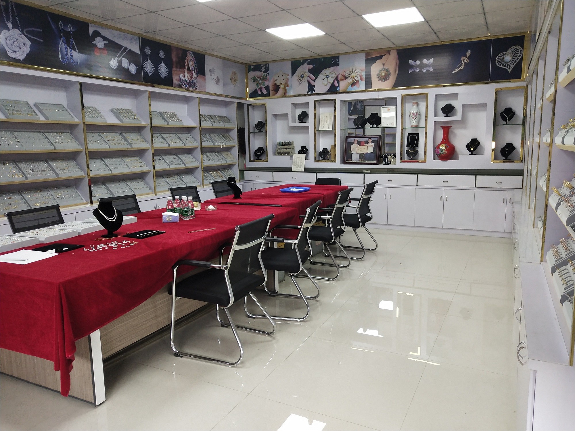 ประเทศจีน Yuncheng Jewelry Factory รายละเอียด บริษัท