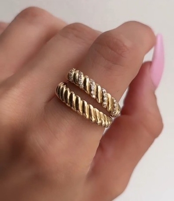มือสร้าง Twist คลาสสิค 925 สเตอร์ลิงเงิน แหวนผู้หญิงเครื่องประดับ