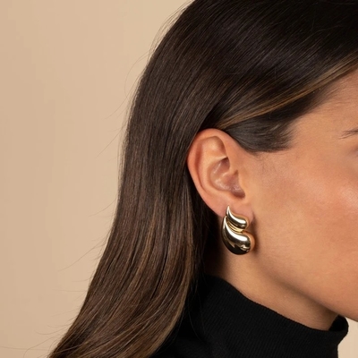 2024 Double Teardrop Fashion 18K หูหูทองคําและต้อนรับโลโก้ที่กําหนดเอง