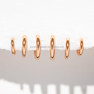 เงินประดับประดับขั้นต่ํา 18K ทอง 9MM 11MM 13MM Hoop Set สําหรับ FedEx DHL UPS TNT EMS การจัดส่ง