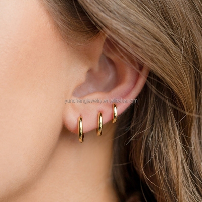 เงินประดับประดับขั้นต่ํา 18K ทอง 9MM 11MM 13MM Hoop Set สําหรับ FedEx DHL UPS TNT EMS การจัดส่ง