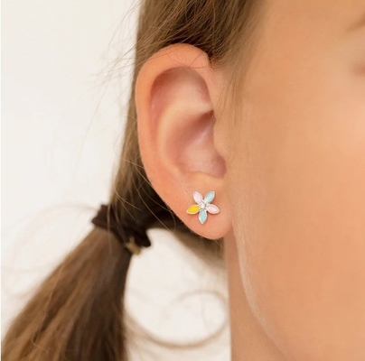 สีเหลืองเอ็มนาเมลหลายสี ดอกไม้ Stud หูหู 925 สตอร์ลิงเงิน ดอกไม้ Studs