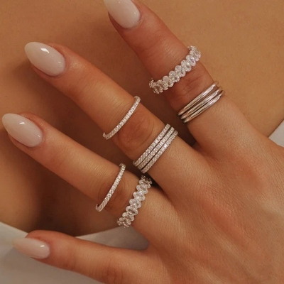 18K ทองคํา Plating Stacking Wedding Eternity Band แหวนสําหรับผู้หญิง 925 เหรียญสเตอร์ลิงเงินชุด