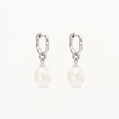 925 เงิน Huggie Pearl Drop หูหู เซอร์คอน Huggie หูหูด้วย Pearl Drop