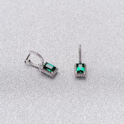 สีเขียว CZ ไดมอนด์ 925 สเตอร์ลิ่ง เงินคลาสสิค