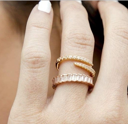 14K ทองคํา ชุบ Cubic เซอร์คอนia เปิด Twist เอมินิตี้วงแหวน ECO Friendly