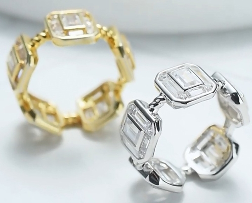 Emerald White CZ หญิง วงดนตรีนิรันดร์ บาแกตต์ 18K ทอง 925 สตอร์ลิง สิลเวอร์แหวน