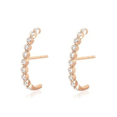 18K ทองคํา Plated Bezel การตั้งขาว Cubic Zircon Stud หูหูสําหรับผู้หญิง