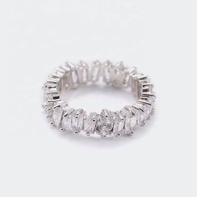 เหรียญประดับเพชรสีเงินสําหรับผู้หญิง สีขาวเพชร Zircon แหวนนิรันดร์