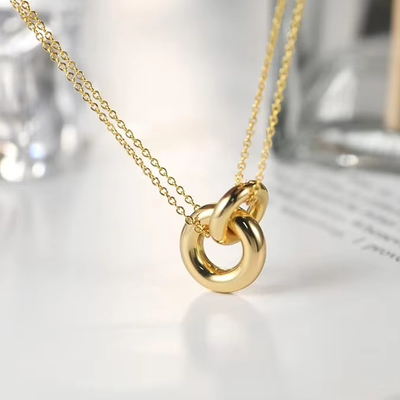 สร้อยคอทรงกลมแบบไขว้ 925 เงินสเตอร์ลิงเคลือบทอง 14k สำหรับผู้หญิง ผิวแมท