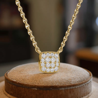 สร้อยคอพร้อมจี้เพชร Cubic Zirconia ทรงสี่เหลี่ยม ชุบทอง 18K เงินแท้ 925