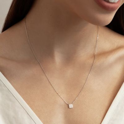 สร้อยคอพร้อมจี้เพชร Cubic Zirconia ทรงสี่เหลี่ยม ชุบทอง 18K เงินแท้ 925