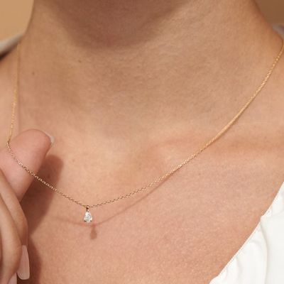 925 สตอร์ลิง เงิน Pear Cut Zircon Pendant Necklace สําหรับผู้หญิง