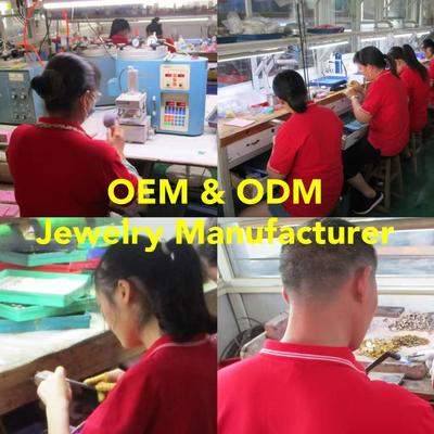 สร้อยข้อมือพร้อมจี้ผีเสื้อเคลือบทอง 14K บนเงินสเตอร์ลิง 925 ขั้นต่ำ 50 ชิ้น