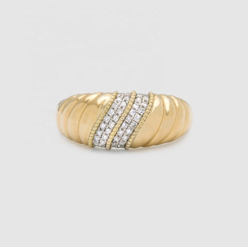 แพลตินาม Plating Round Brilliant Cut Diamond Dome Ring สําหรับผู้หญิง พระเครื่องยอดเยี่ยม OEM / ODM
