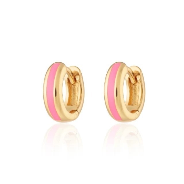 925 โลโก้ที่กําหนดเอง 18K ทองคําเคลือบสีชมพูเอ็มเนิล Huggie หูฟังสําหรับผู้หญิง
