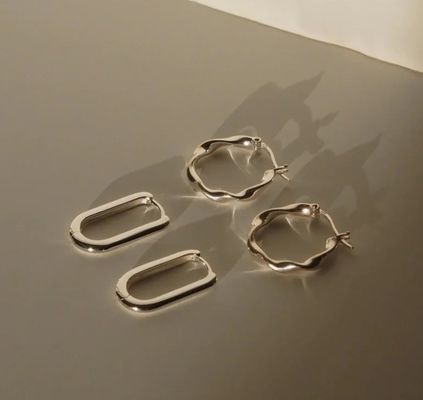 หูหูแฟชั่นตามสั่ง หนา 18 ทองคํา Plated Wave สแตนเลส Hoops