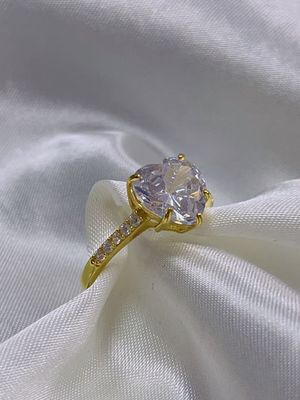 เทคโนโลยีการใส่ไมโครอินเลย์ หัวใจตัด CZ หิน 925 สเตอร์ลิงเงินแหวนหมั้น